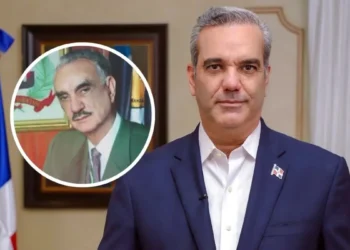 Abinader recuerda a su progenitor y felicita a los padres dominicanos