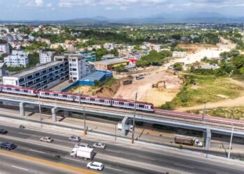 De estación en estación: una guía de viaje por la Línea 2 del metro