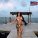 ¿Es correcto su uso? Cardi B luce bikini inspirado en los símbolos patrios dominicanos