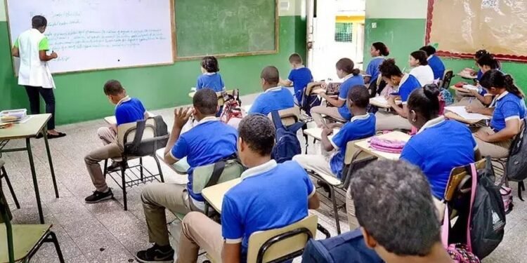 Abinader encabeza este lunes apertura oficial del Año Escolar