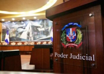 Aumento salarial de 30 % Poder Judicial genera debate en la RD