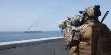Al menos 2 muertos en ataque de EEUU en estrecho de Ormuz
