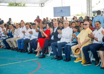 Abinader inaugura año escolar 2026-2027 con más de dos millones de estudiantes convocados