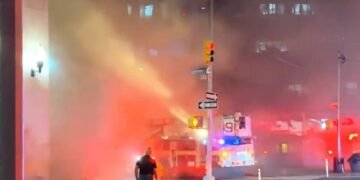 NY: Al menos 12 heridos por incendio en tren Manhattan