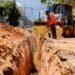 Fellito Suberví inspecciona obras en las “villas” y pide paciencia a comerciantes y residentes
