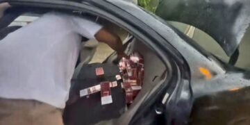 Ejército ocupa 28,800 cigarrillos y 456 botellas de ron en Dajabón y Elías Piña