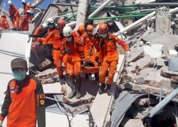 INDONESIA: Terremoto deja al menos 38 muertos, otros daños