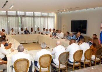 Presidente anuncia RD$10,700 millones para obras en el Cibao