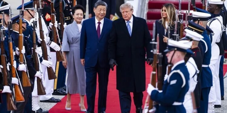 Trump asegura ni EEUU ni China frenarán el desarrollo de la IA