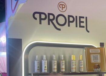 Propiel enciende el «Glow de Isla» en Days to Shine 2026 con nueva línea creada para la piel que vive en el Caribe