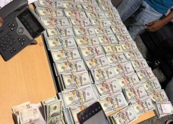 ADUANAS confisca US$600,700.00 dólares en el AILA