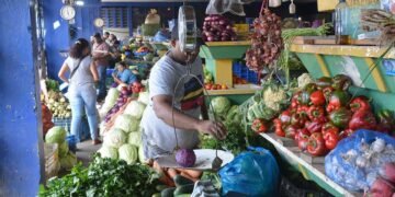 Precios de los alimentos aumentan más de un 100% con el PRM, dice Leonel Fernández