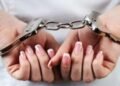 Condenan a 15 años de prisión mujer que torturó recién nacida