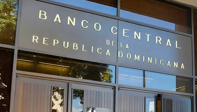 Dicen economía RD generó 147 mil nuevos empleos en un año