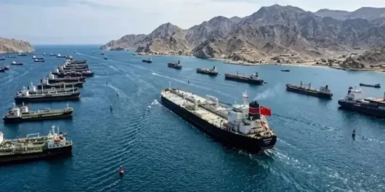 Irán recibe propuesta para reabrir estrecho de Ormuz