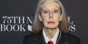 Canadiense Anne Carson gana el premio Nobel de Literatura