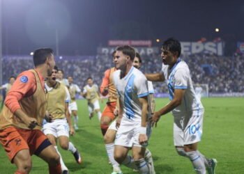 Guatemala vence a Surinam sobre el final y avanza a los cuartos de la Liga de Naciones
