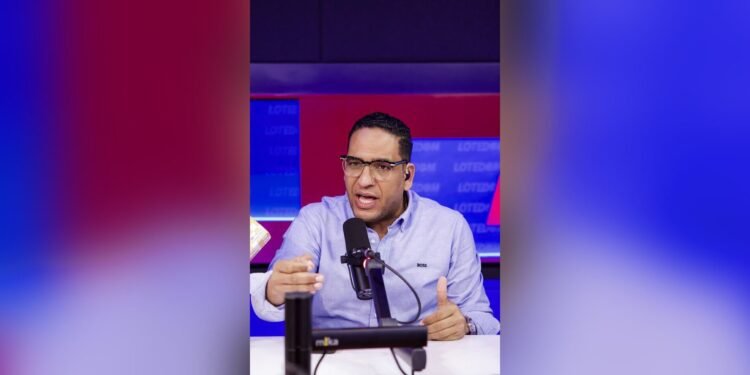 Hansel García denuncia muerte de neonatos en hospital de La Romana
