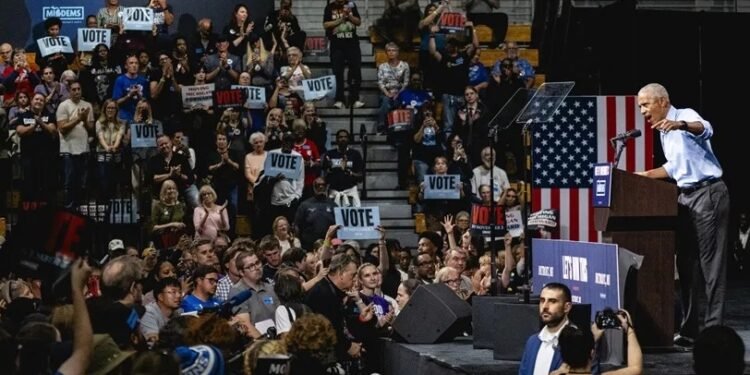 Obama fustiga a Trump; dice actúa con crueldad y corrupción