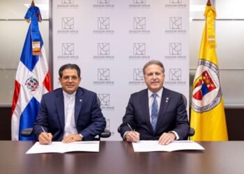 APAP y PUCMM desarrollan formación inteligencia artificial