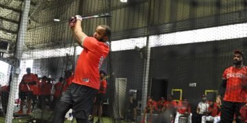 Sócrates Brito y John Gil se integran a Leones del Escogido