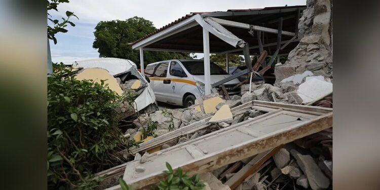 Terremoto en Panamá de magnitud 7,7 deja daños en edificios, carreteras y plantas potabilizadoras