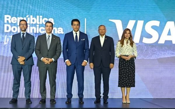Turismo y Visa fortalecen promoción digital destino RD