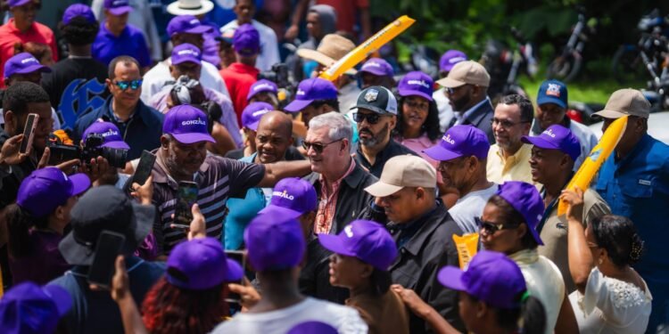 Gonzalo recorre ocho localidades de San Cristóbal y plantea que “gobernar es resolver”