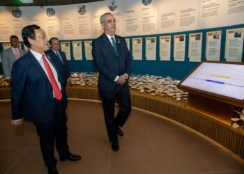 Presidente Abinader inaugura salón República Dominicana en la FAO y reafirma compromiso con el Hambre Cero