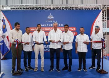 Abinader inaugura dos polideportivos en Santo Domingo con impacto en más de 12,900 personas