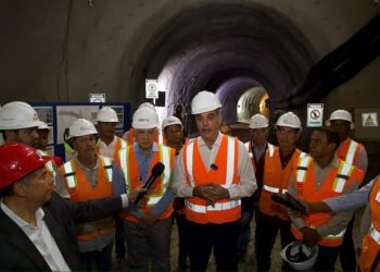 Abinader supervisa túnel pluvial de la avenida Luperón que se construye con fondos de Aerodom, para evitar inundaciones en la zona