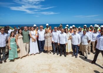 Proyecta inversiones extranjeras por US$5,300 millones en 2026