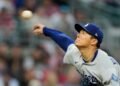 Yamamoto domina desde la lomita y Dodgers quedan a un triunfo de avanzar