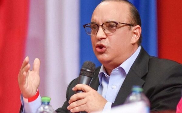 Antún B. seguirá al frente del Partido Reformista hasta 2030