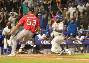Toros, Gigantes y Licey triunfan en torneo béisbol dominicano