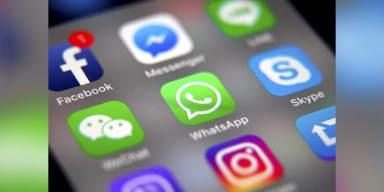 Grecia prohíbe el acceso a redes sociales a menores de 15 años a partir de 2027