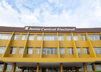 Cuarenta organizaciones de RD buscan reconocimiento de JCE