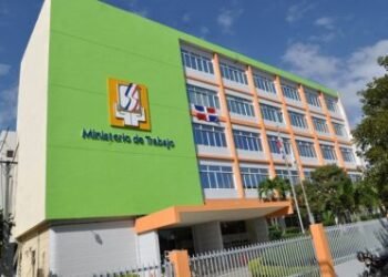 UCT pide al MIT Trabajo frenar violaciones derechos laborales